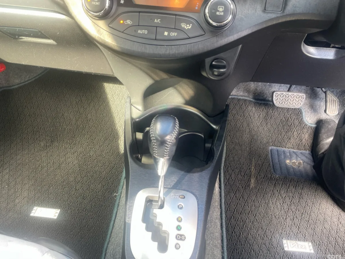 Toyota Vitz Hatchback, Petrol, 2012, Grey