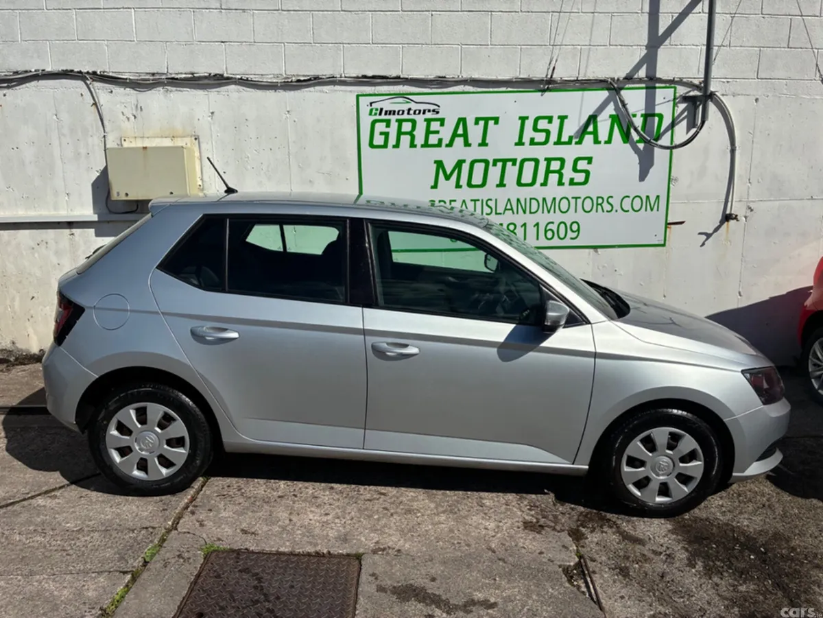 Skoda Fabia Hatchback, Petrol, 2018, Grey