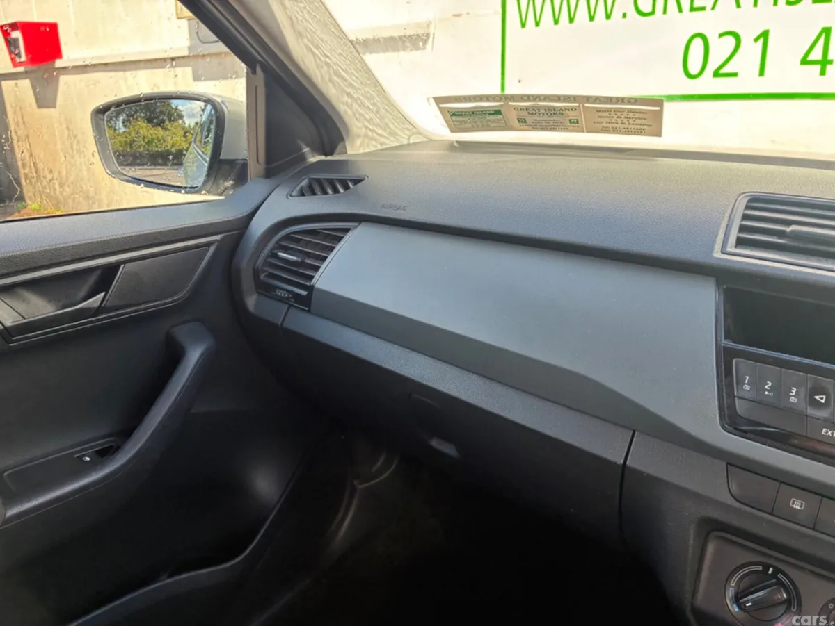 Skoda Fabia Hatchback, Petrol, 2018, Grey