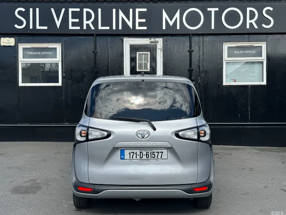 Toyota Sienta MPV, Petrol, 2017, Silver