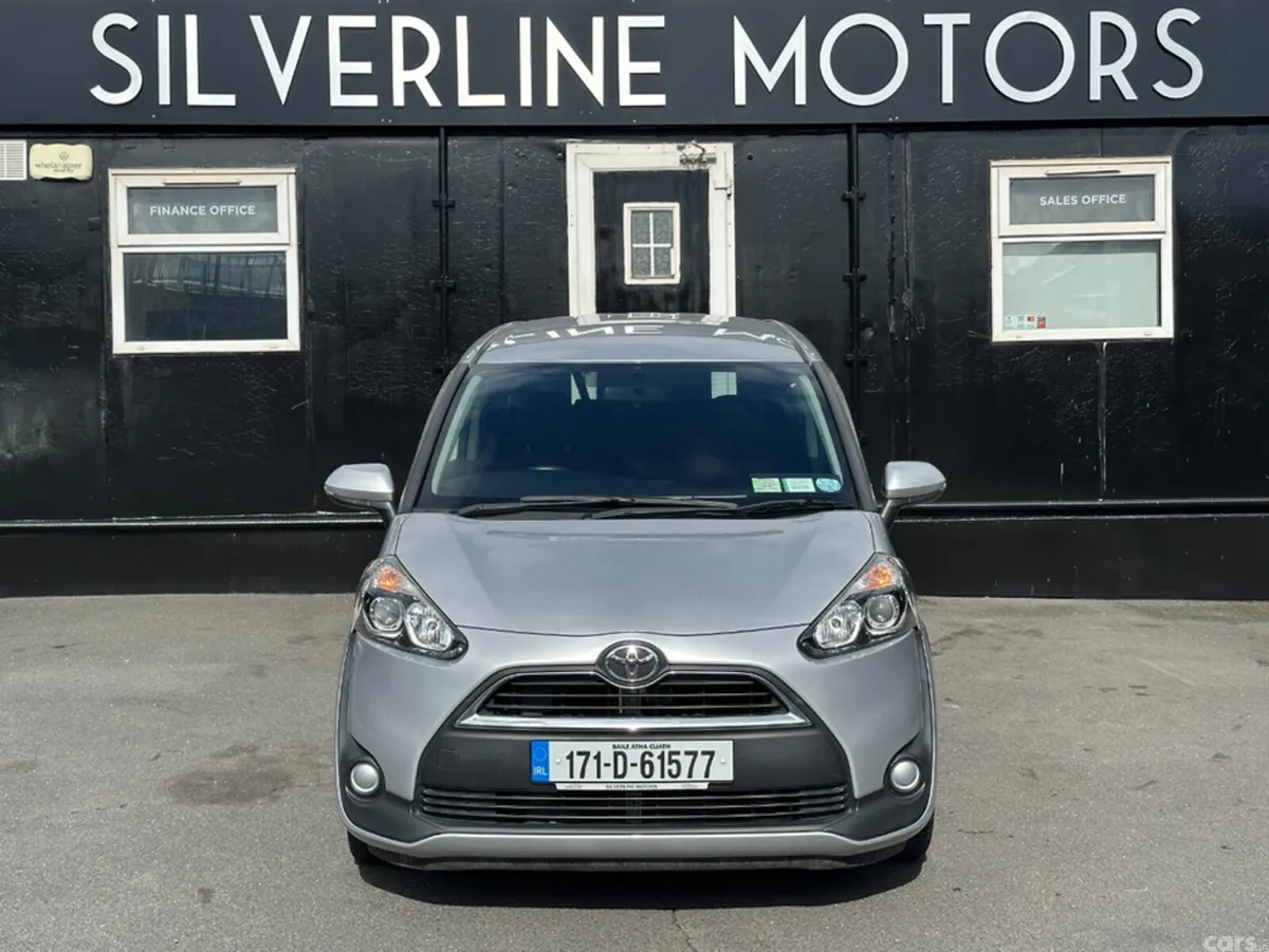 Toyota Sienta MPV, Petrol, 2017, Silver
