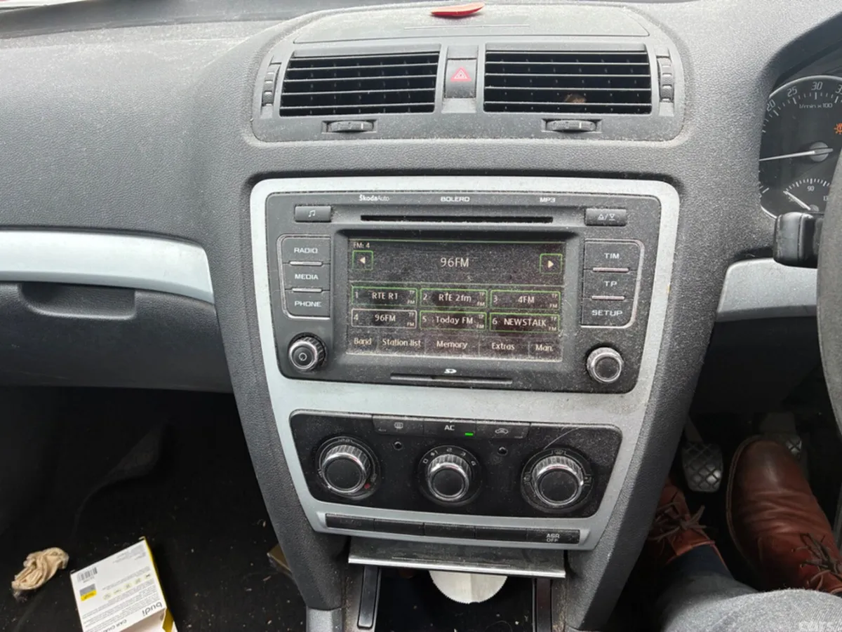 Skoda Octavia Estate, Diesel, 2010, Black