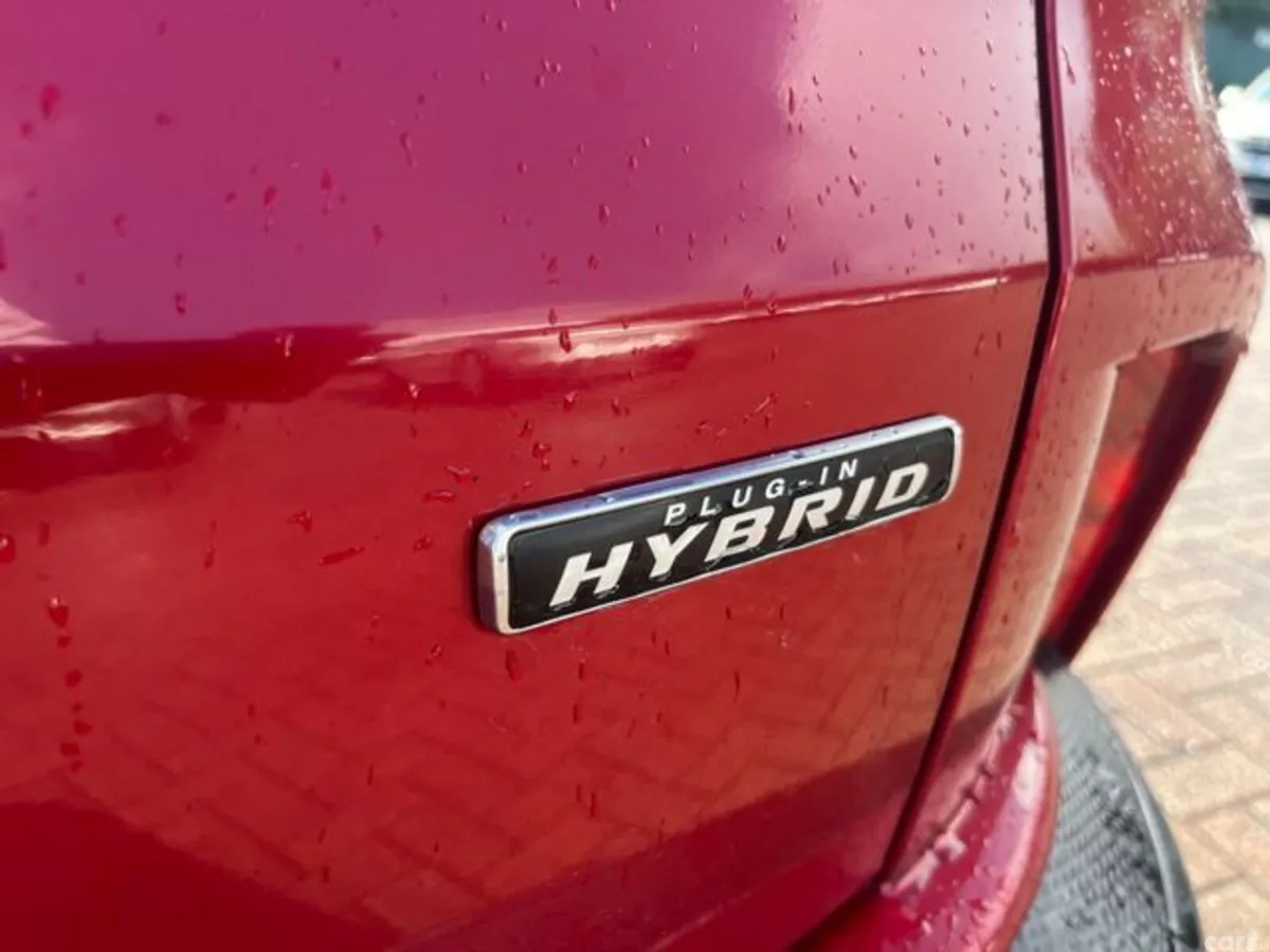 Ford Kuga MPV, Petrol Plug-in Hybrid, 2023, Red