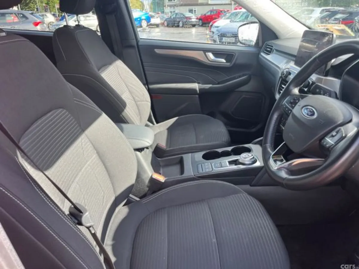 Ford Kuga MPV, Petrol Plug-in Hybrid, 2023, Red