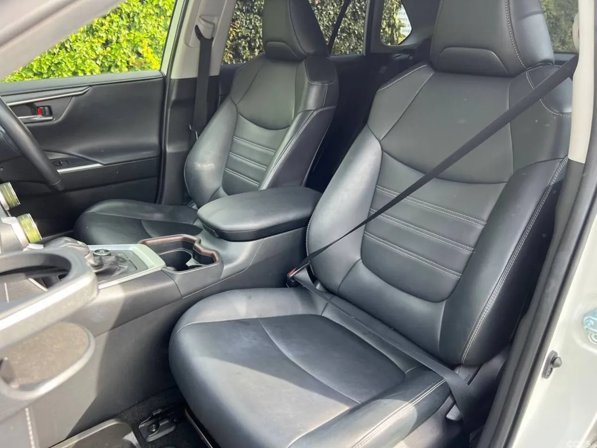 Toyota RAV4 SUV, Petrol Hybrid, 2020, White