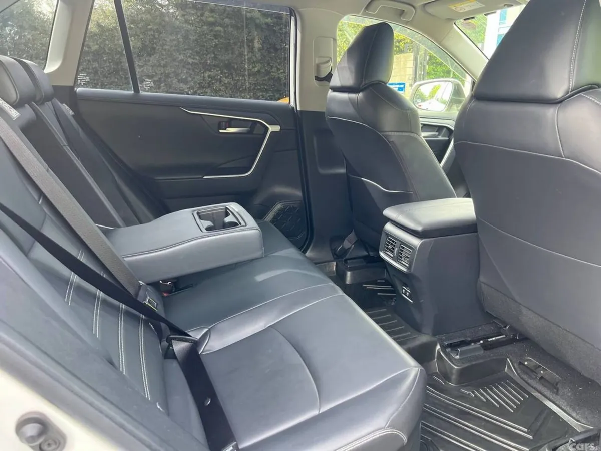 Toyota RAV4 SUV, Petrol Hybrid, 2020, White