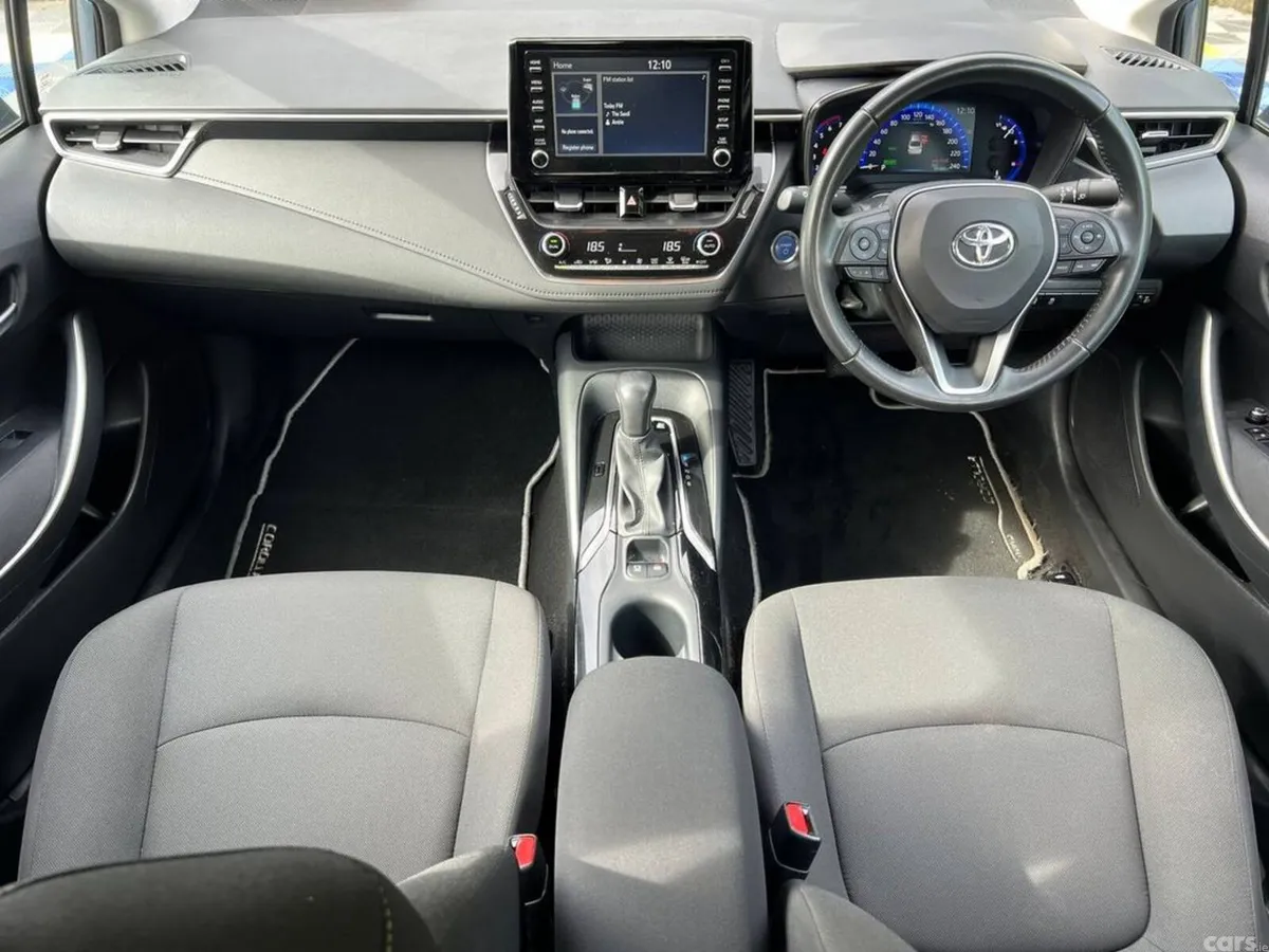 Toyota Corolla Saloon, Petrol Hybrid, 2022, Grey