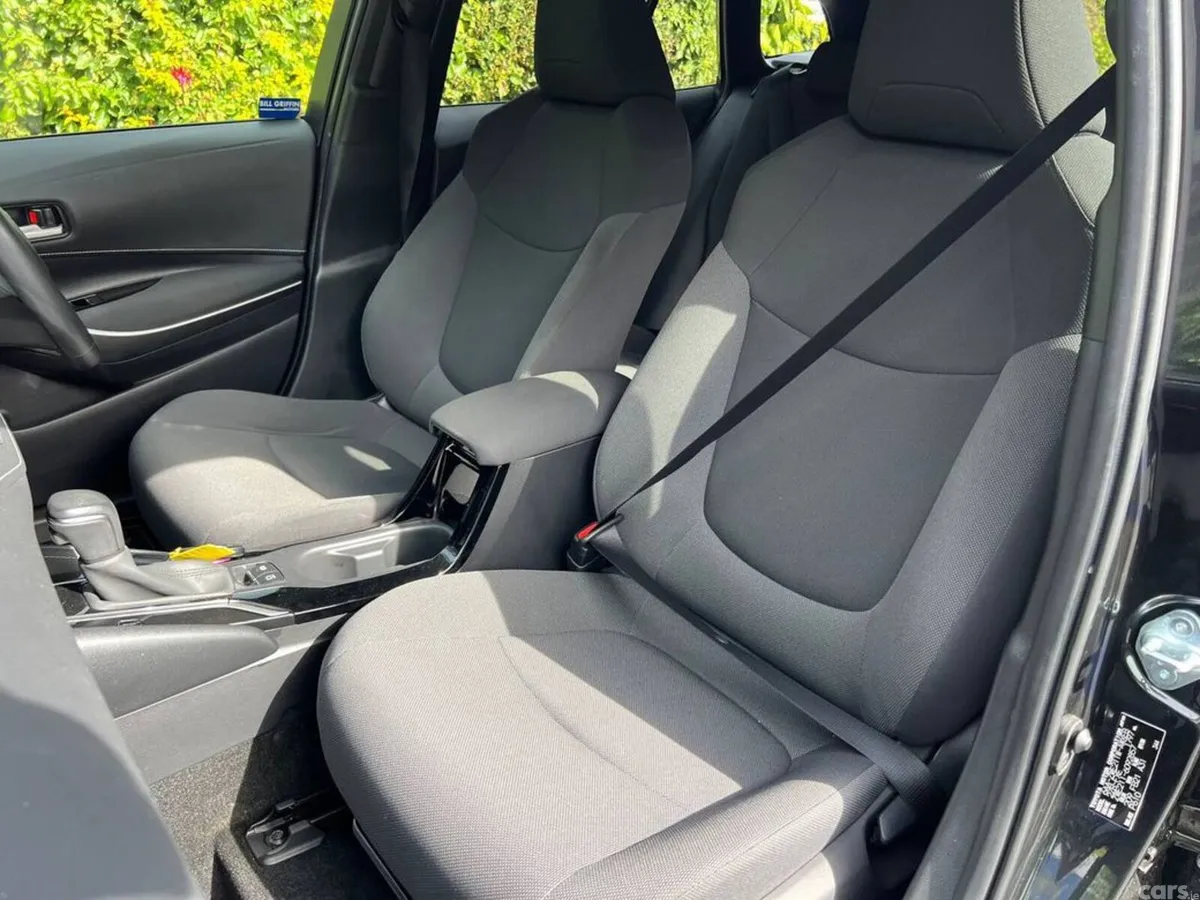 Toyota Corolla Estate, Petrol Hybrid, 2022, Black