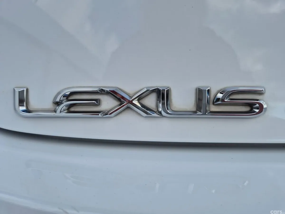 Lexus ES Saloon, Petrol Hybrid, 2021, White