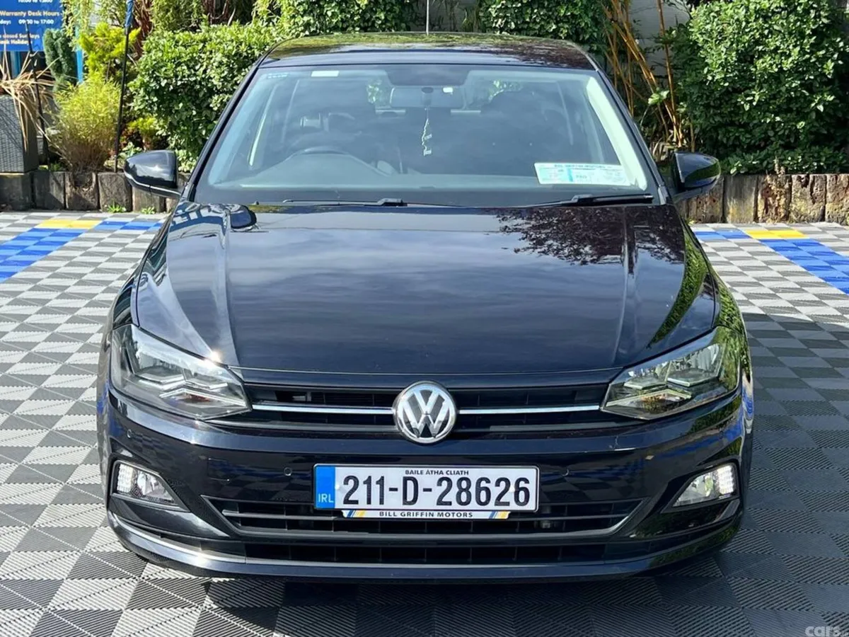 Volkswagen Polo Hatchback, Petrol, 2021, Black