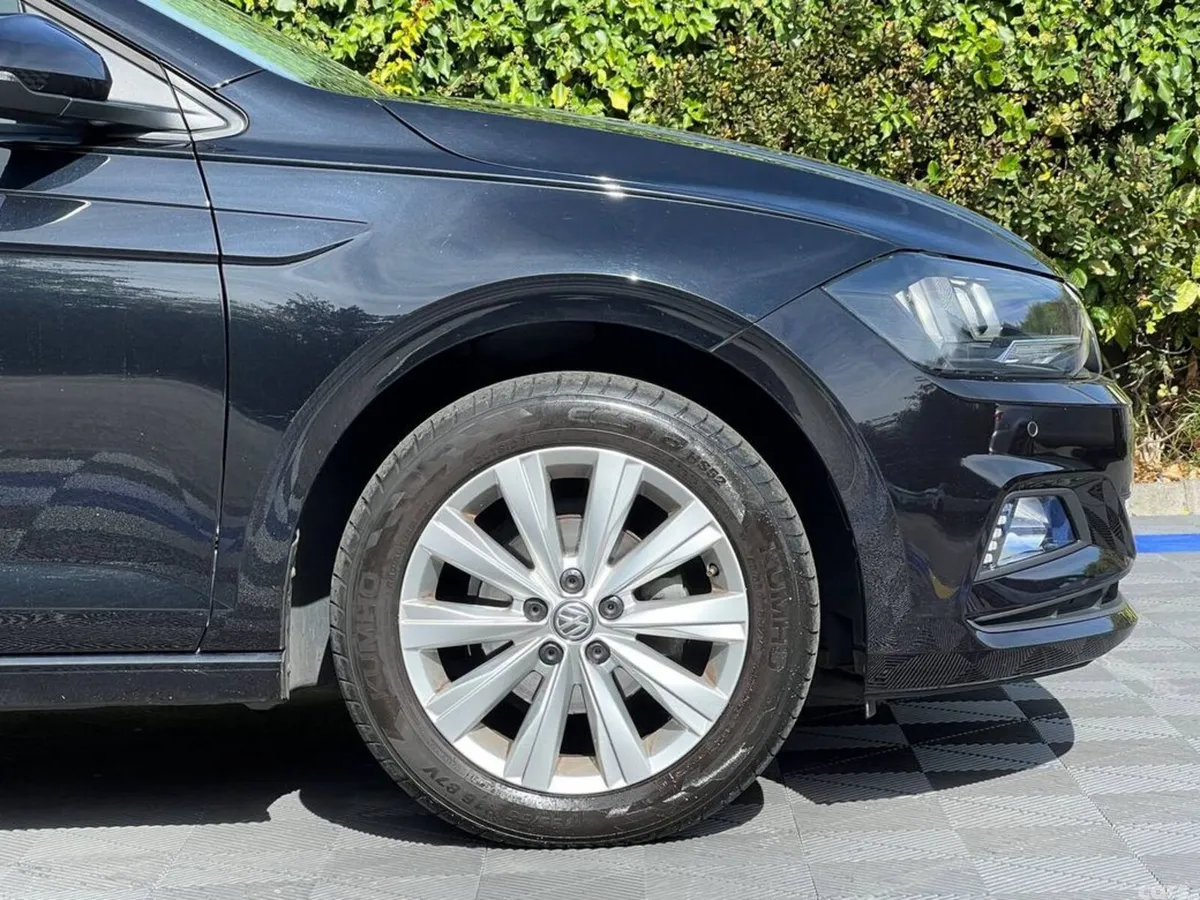 Volkswagen Polo Hatchback, Petrol, 2021, Black