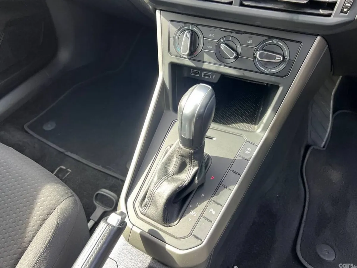 Volkswagen Polo Hatchback, Petrol, 2021, Black