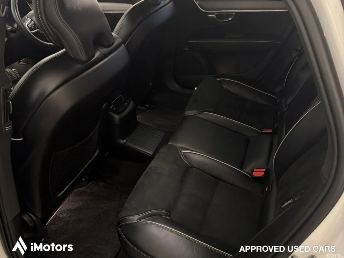 Volvo S90 Saloon, Petrol Plug-in Hybrid, 2022, White