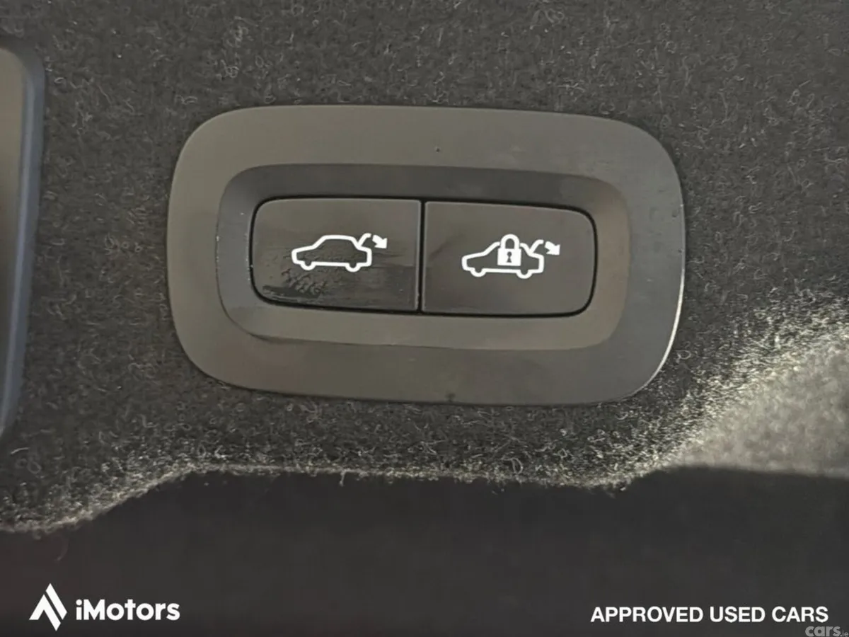Volvo S90 Saloon, Petrol Plug-in Hybrid, 2022, White