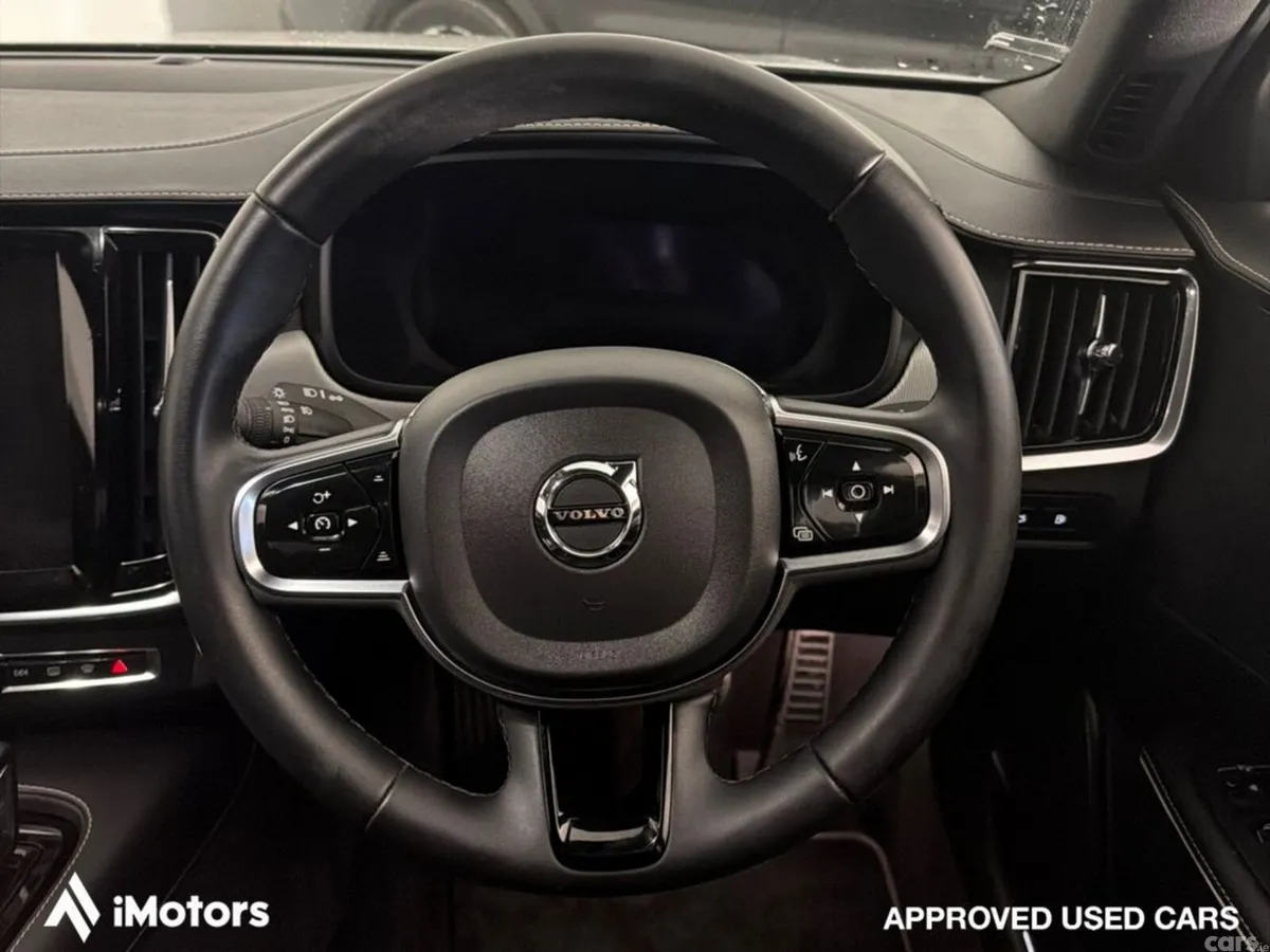 Volvo S90 Saloon, Petrol Plug-in Hybrid, 2022, White