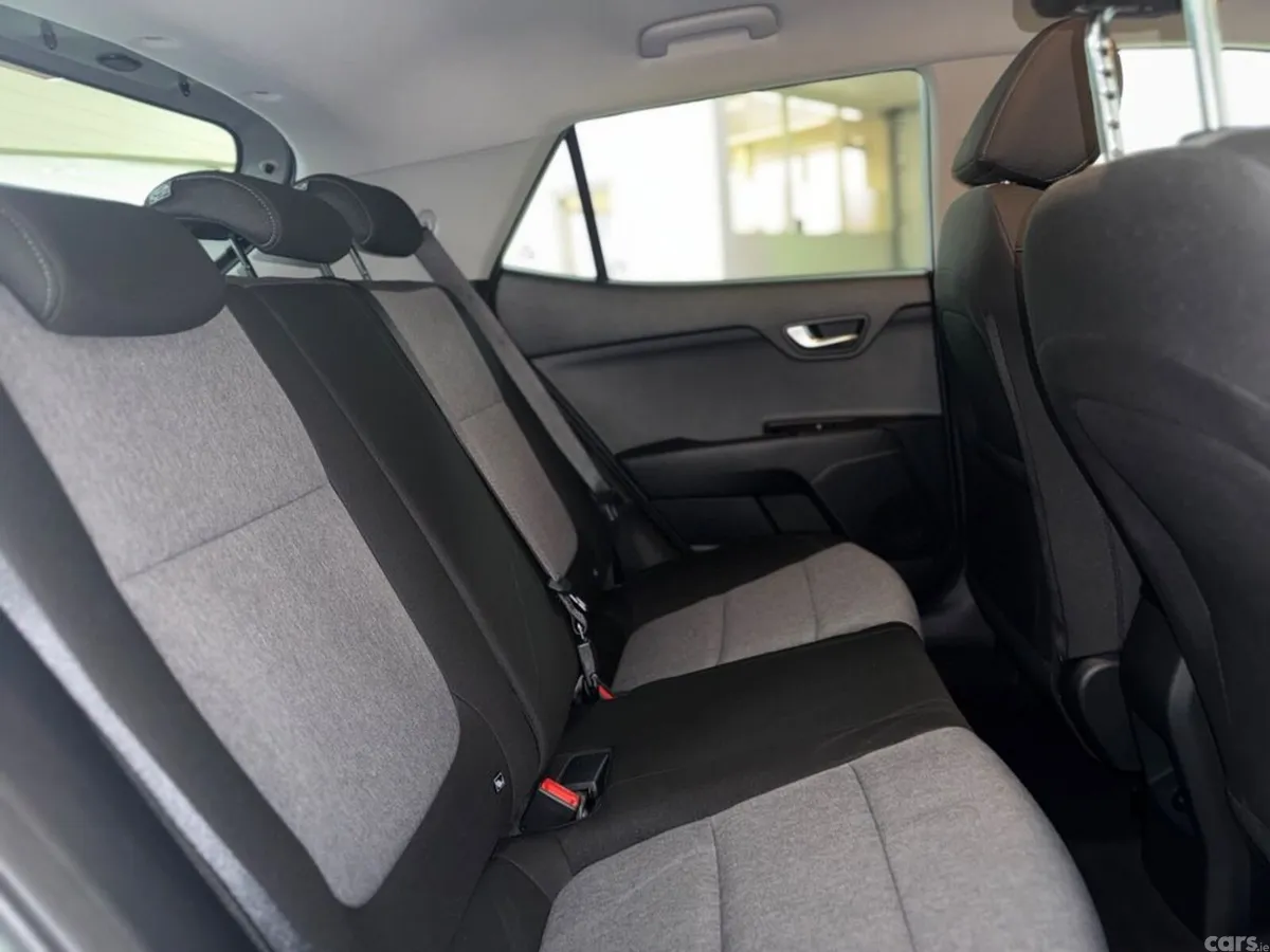 Kia Stonic Estate, Petrol Hybrid, 2026, Grey