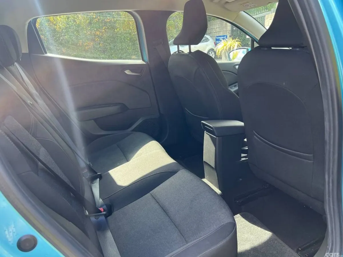 Renault Clio Hatchback, Petrol, 2022, Blue