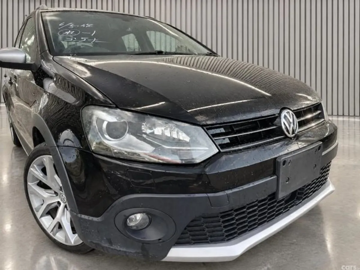 Volkswagen Polo SUV, Petrol, 2017, Black