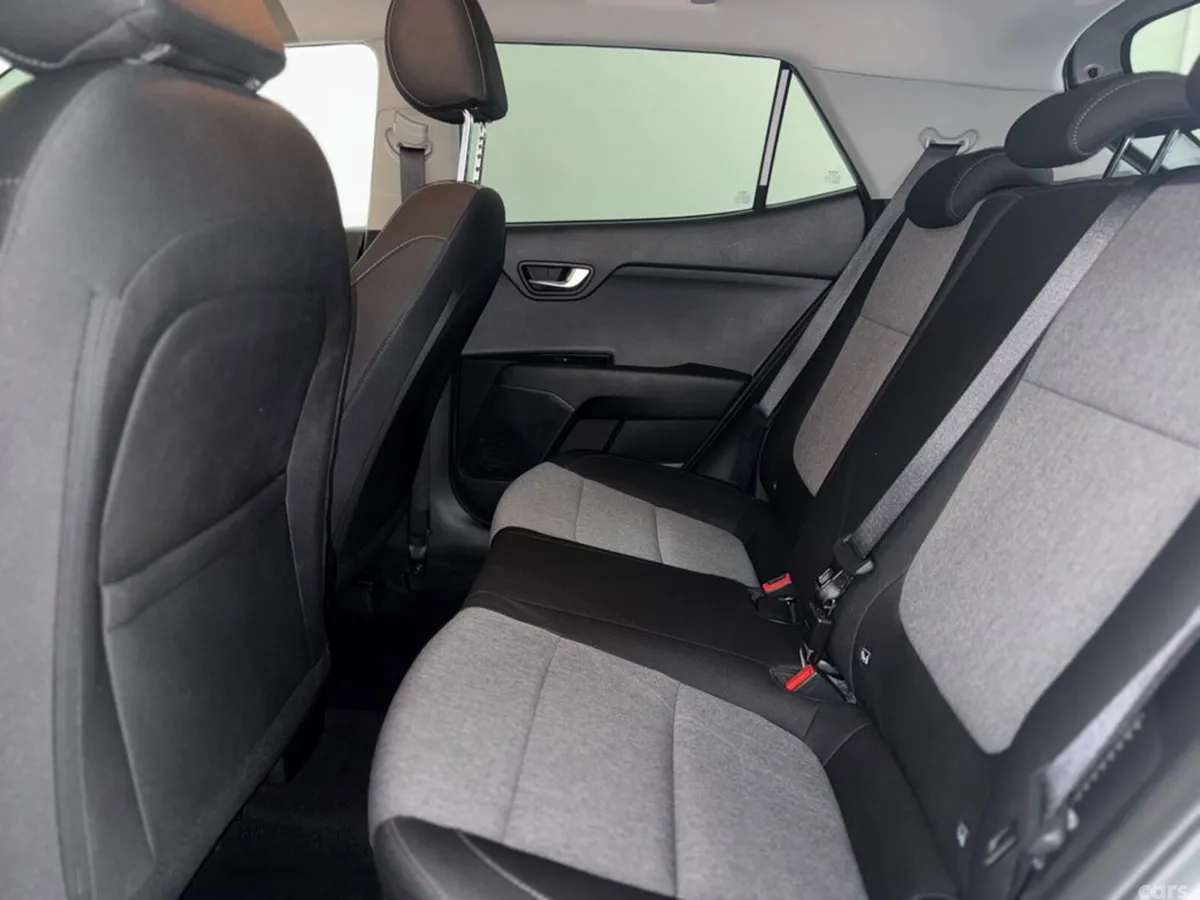 Kia Stonic Estate, Petrol Hybrid, 2026, Grey
