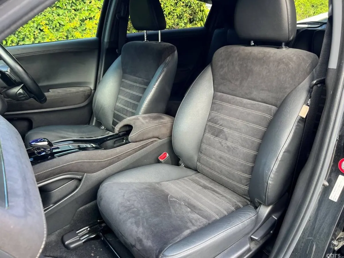 Honda Vezel SUV, Petrol Hybrid, 2017, Black