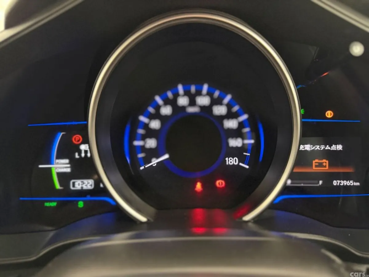 Honda Fit Hatchback, Petrol, 2014, Silver