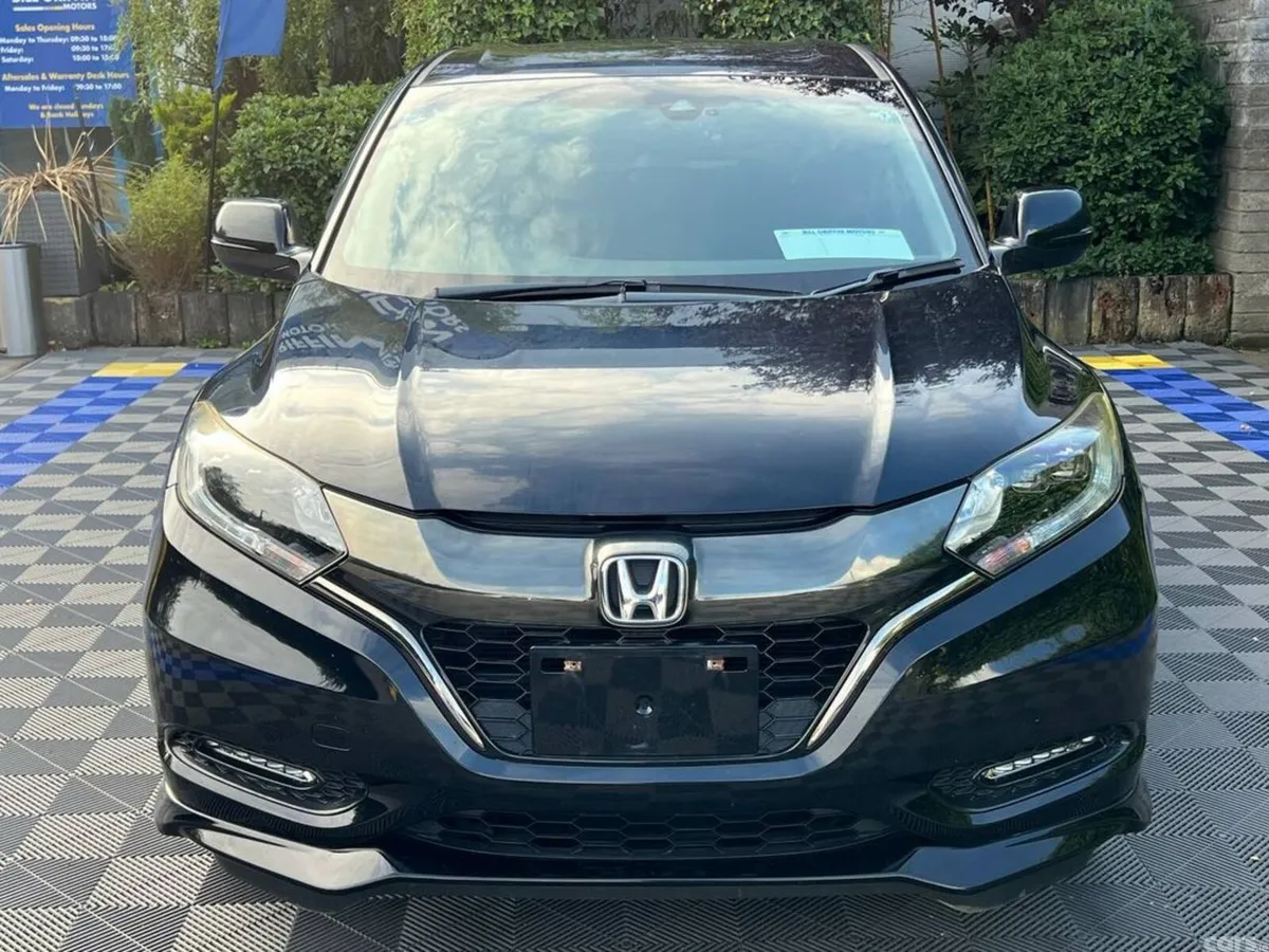 Honda Vezel SUV, Petrol Hybrid, 2017, Black