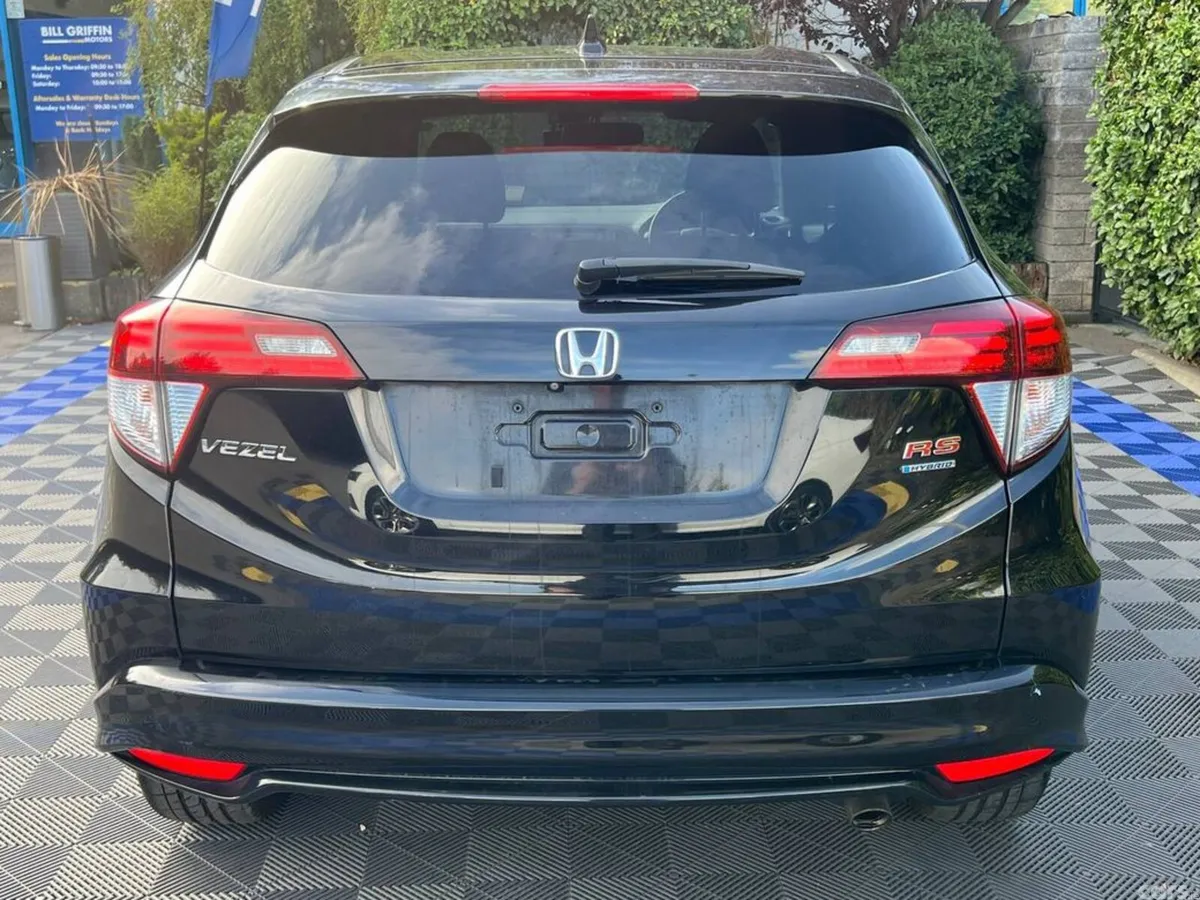 Honda Vezel SUV, Petrol Hybrid, 2017, Black