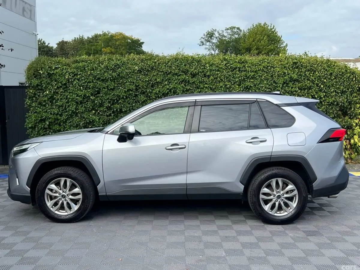 Toyota RAV4 SUV, Petrol Hybrid, 2023, Grey