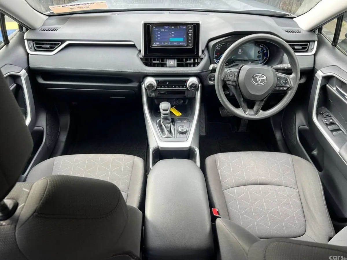 Toyota RAV4 SUV, Petrol Hybrid, 2023, Grey