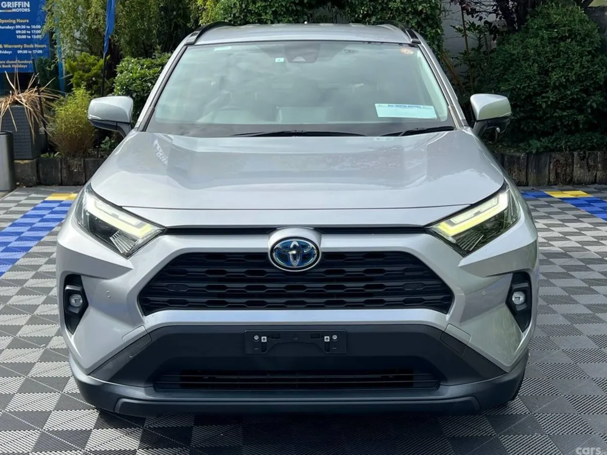 Toyota RAV4 SUV, Petrol Hybrid, 2023, Grey
