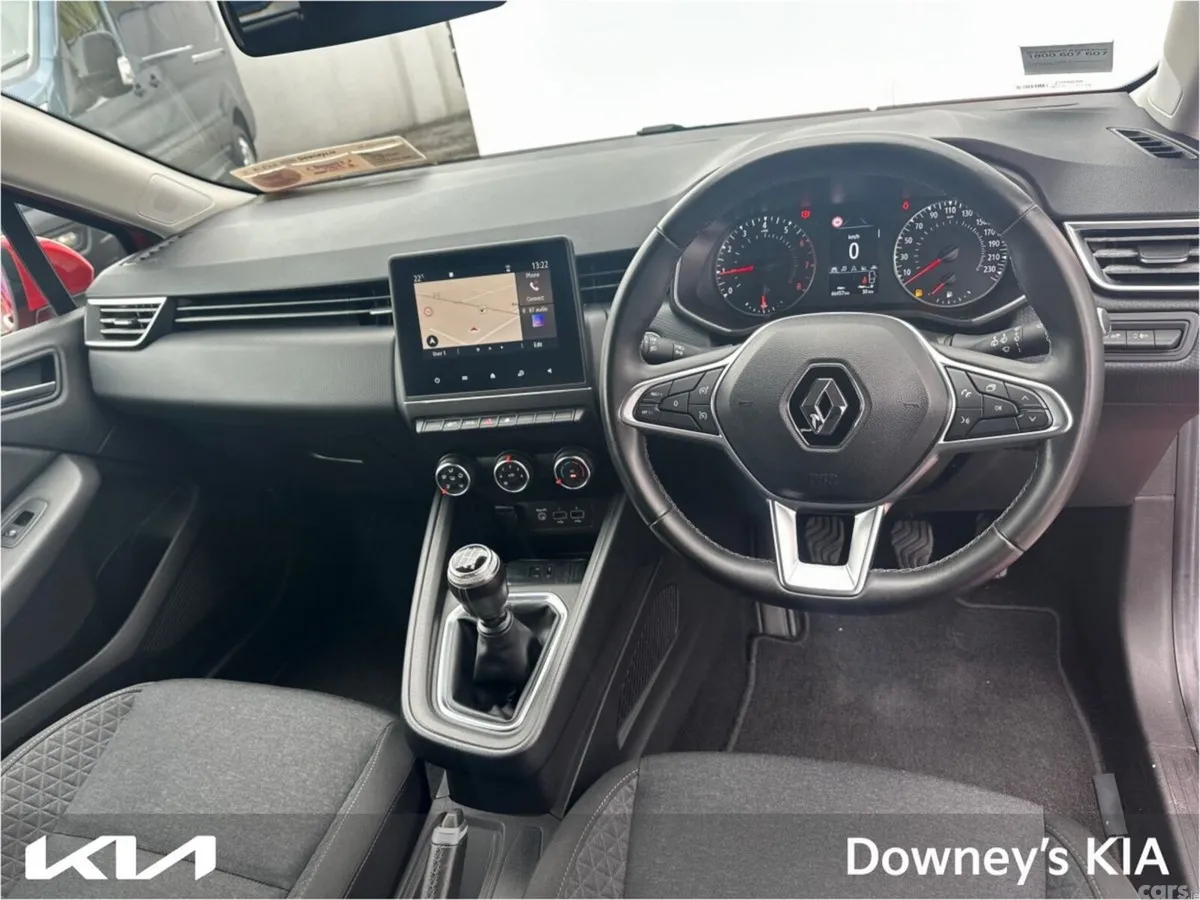 Renault Clio Hatchback, Petrol, 2021, Red
