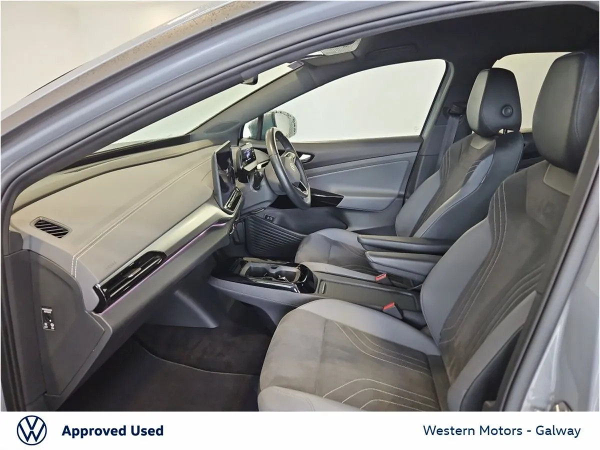 Volkswagen ID.4 Estate, Electric, 2024, Grey