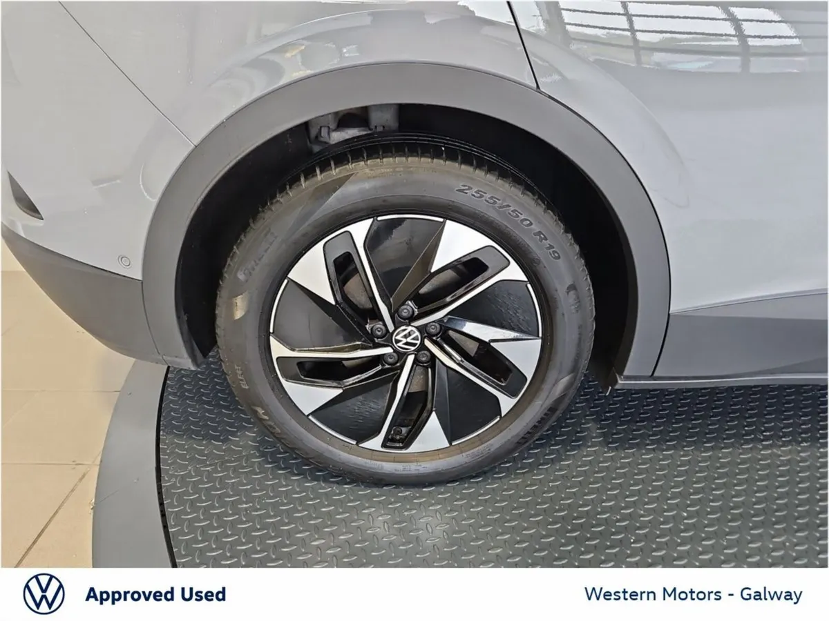 Volkswagen ID.4 Estate, Electric, 2024, Grey