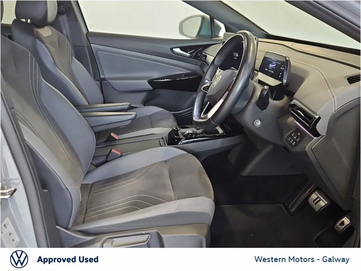 Volkswagen ID.4 Estate, Electric, 2024, Grey