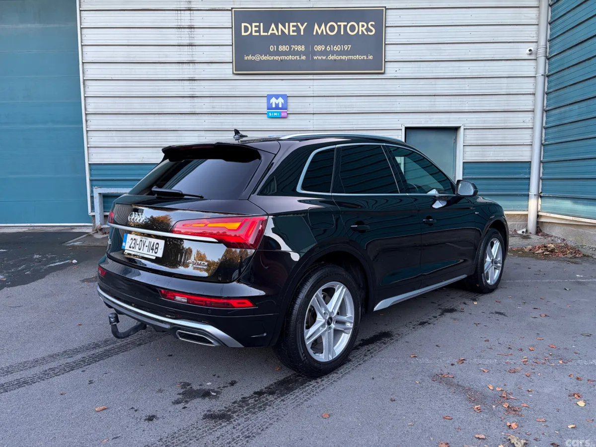 Audi Q5 SUV, Diesel, 2023, Black