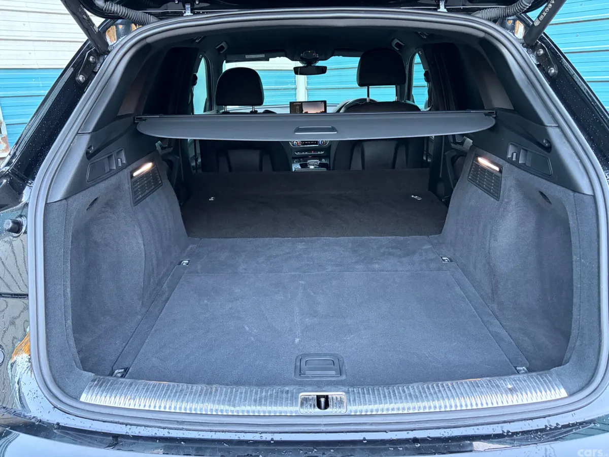 Audi Q5 SUV, Diesel, 2023, Black