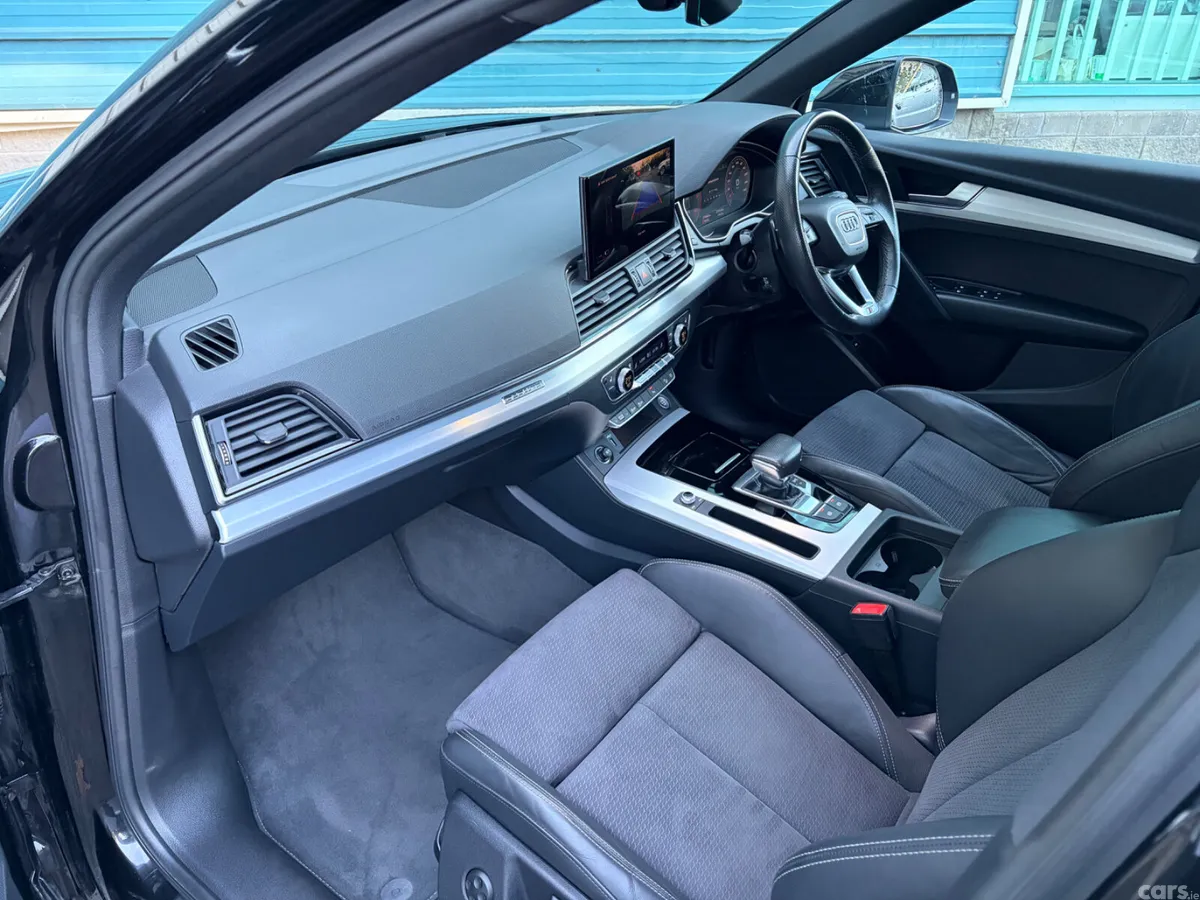 Audi Q5 SUV, Diesel, 2023, Black