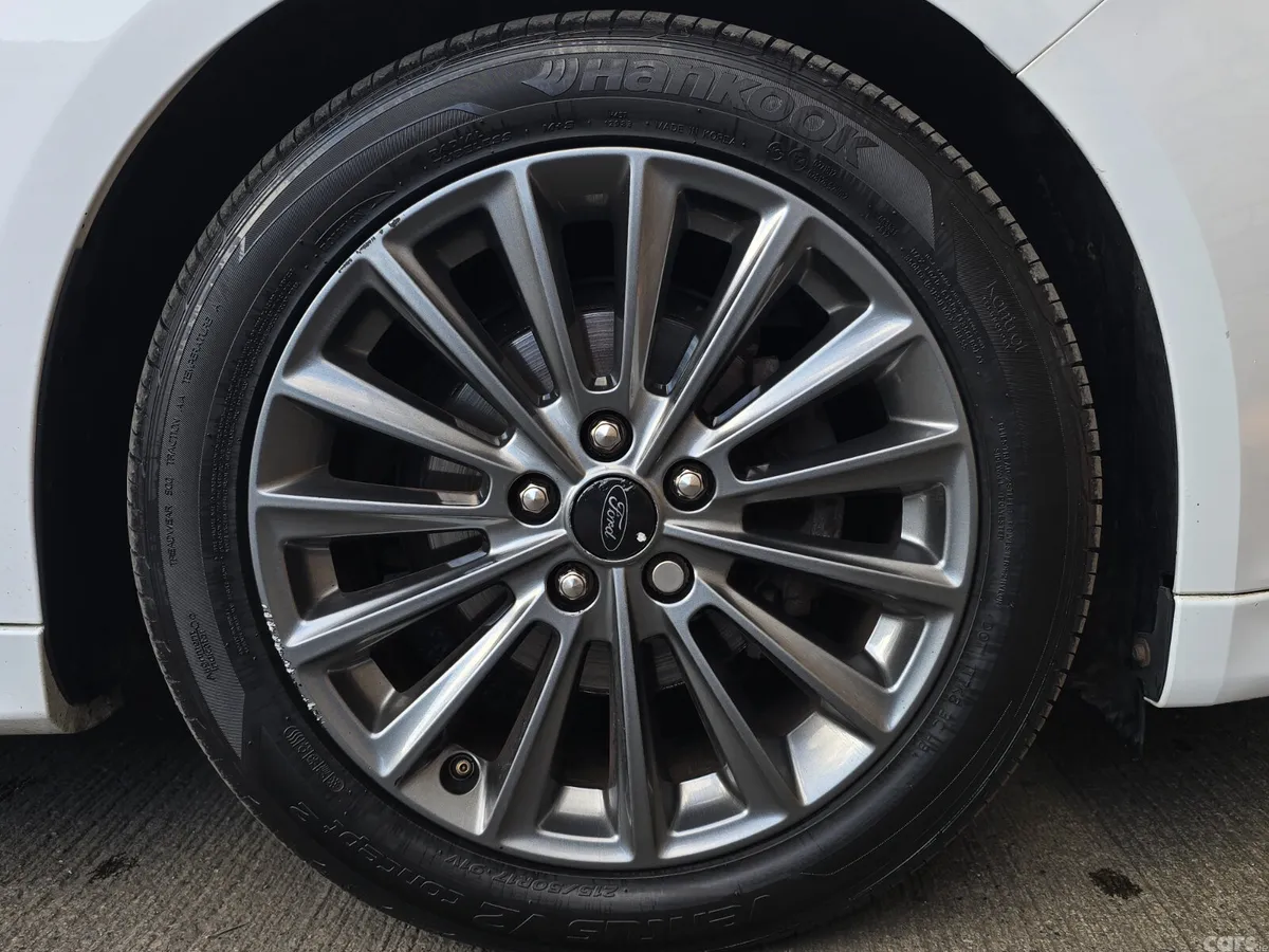 Ford Focus Hatchback, Diesel, 2017, White