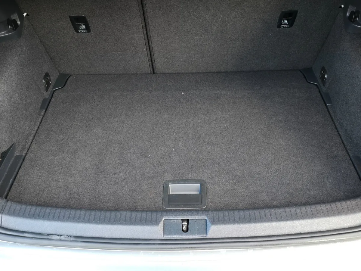 Volkswagen Golf Estate, Diesel, 2016, Silver