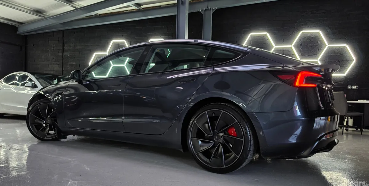 Tesla Model 3 Saloon, Electric, 2024, Grey