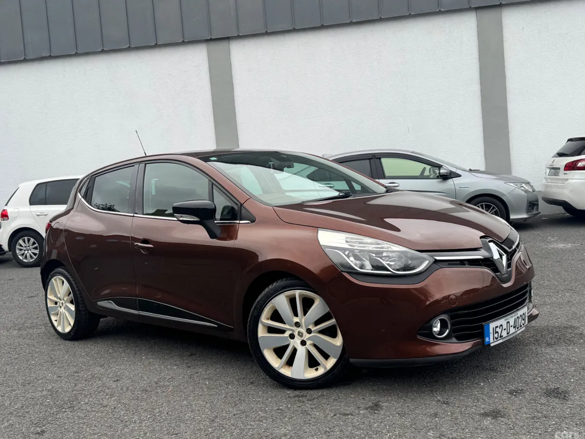 Renault Clio Hatchback, Petrol, 2015, Brown