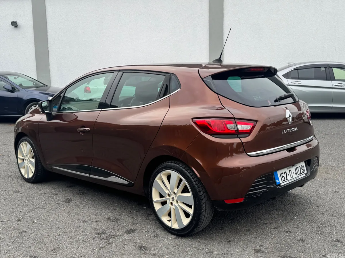 Renault Clio Hatchback, Petrol, 2015, Brown