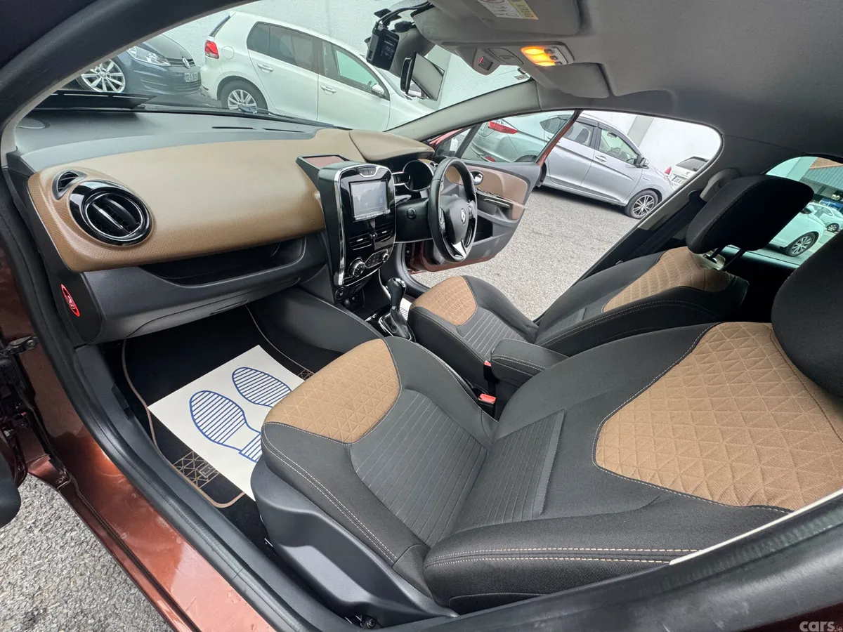Renault Clio Hatchback, Petrol, 2015, Brown