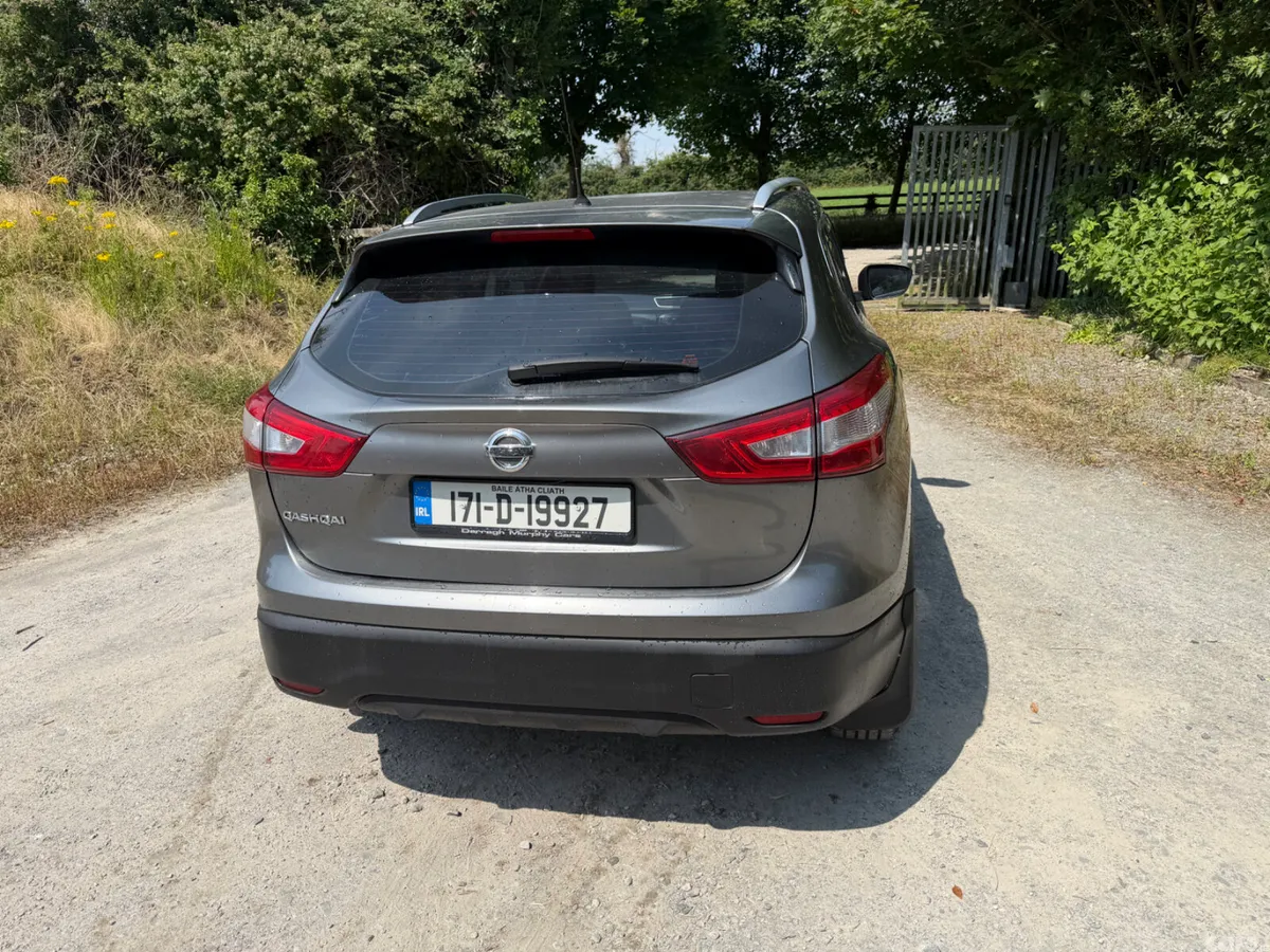 Nissan Qashqai SUV, Petrol, 2017, Grey