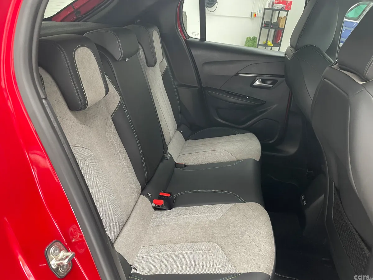 Peugeot 208 Hatchback, Petrol, 2021, Red