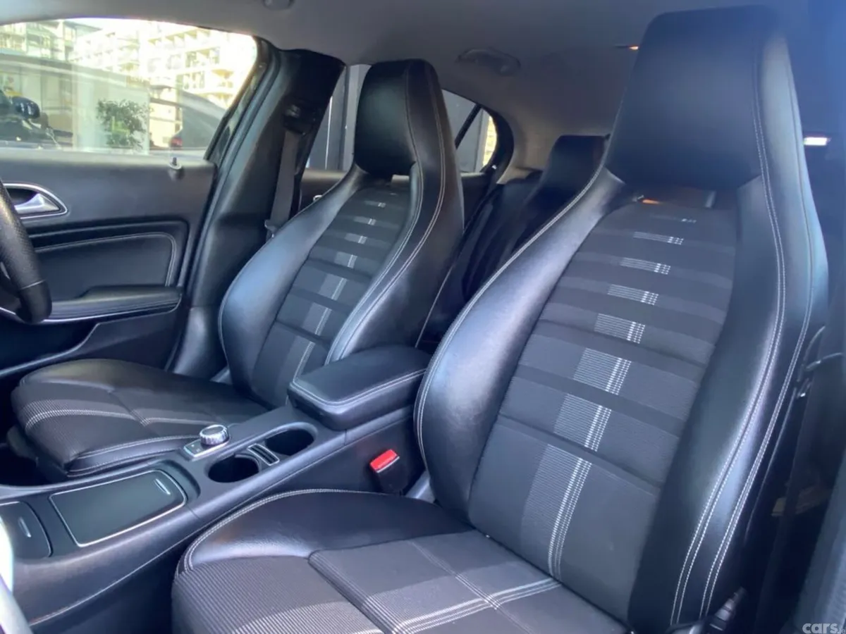 Mercedes-Benz GLA Estate, Petrol, 2020, Black