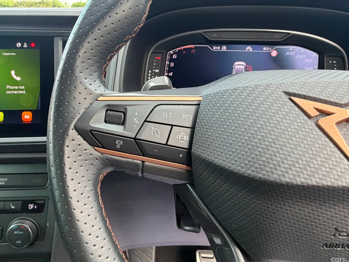SEAT Ateca Hatchback, Petrol, 2025, White