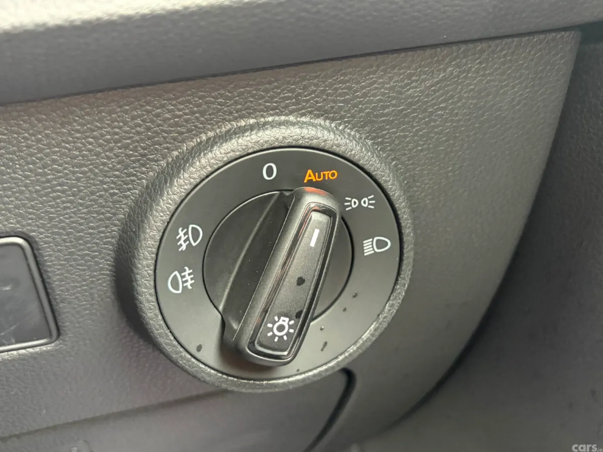 SEAT Ateca Hatchback, Petrol, 2025, White