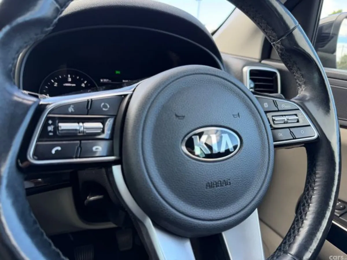 Kia Sportage MPV, Diesel Hybrid, 2021, Black