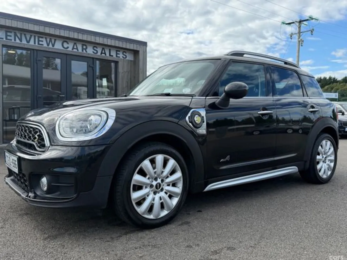 Mini Cooper Hatchback, Petrol Plug-in Hybrid, 2017, Black